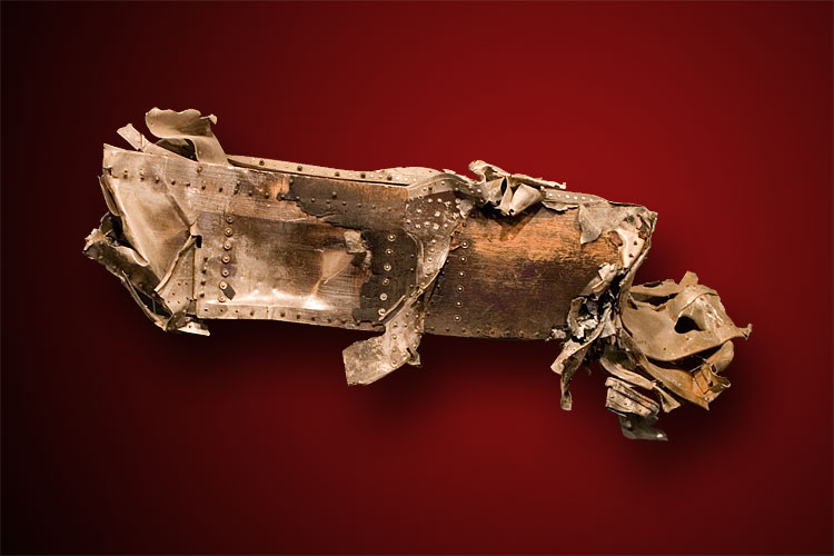 Fragment szczatkow Halifaxa zlokalizowanego georadrem